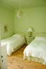 twin bedroom